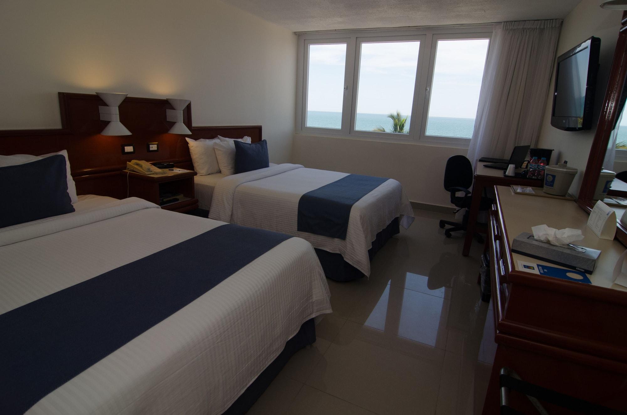 Hotel Hostal De Cortes Веракруз Екстериор снимка