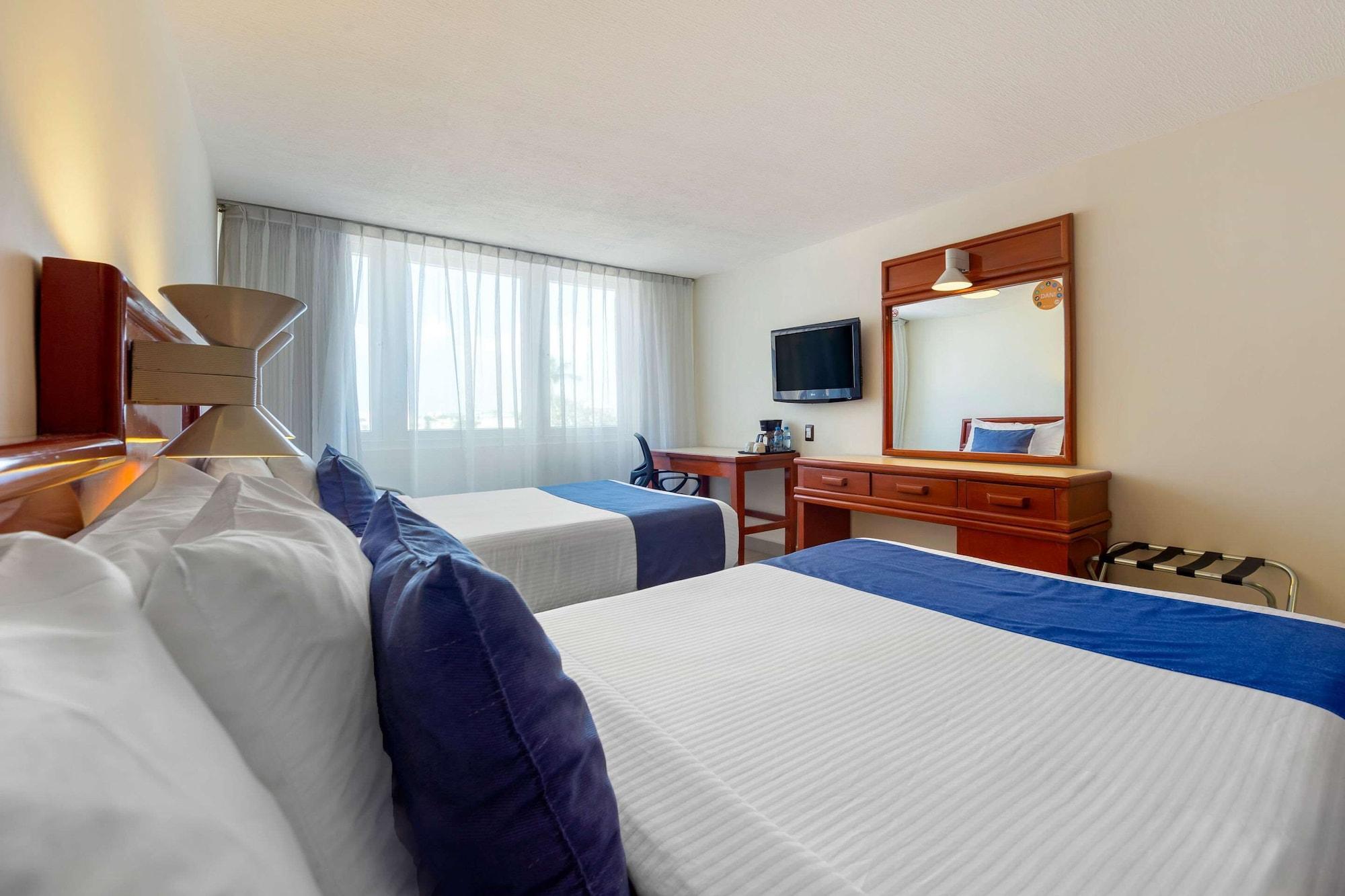 Hotel Hostal De Cortes Веракруз Екстериор снимка