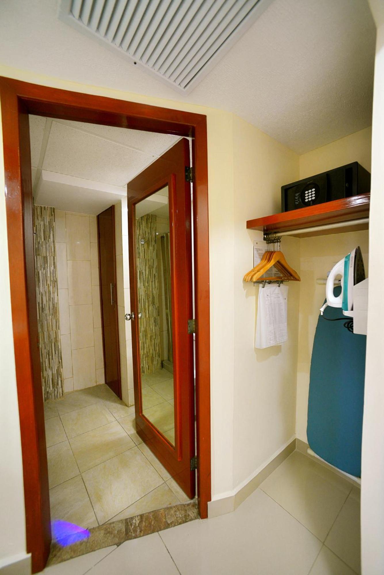 Hotel Hostal De Cortes Веракруз Екстериор снимка