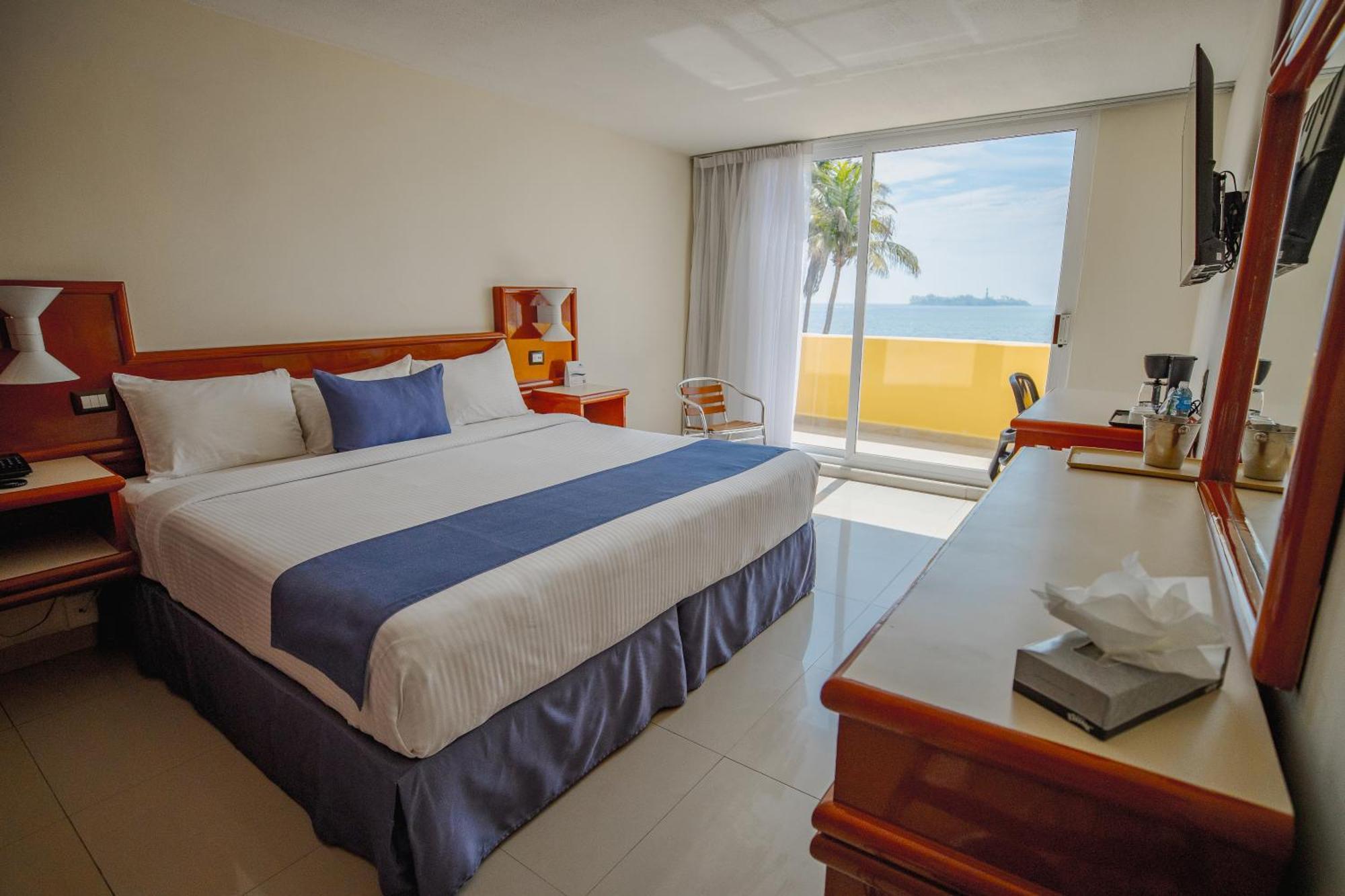 Hotel Hostal De Cortes Веракруз Екстериор снимка